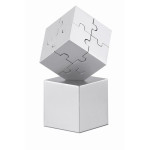 Metalne 3D puzzle.
